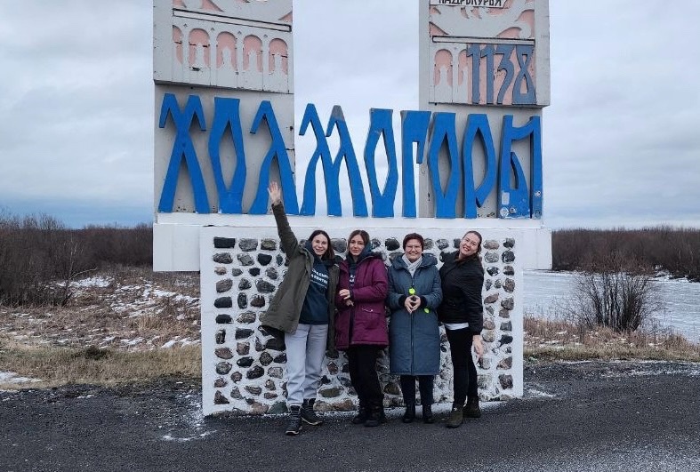 В выходные команда Службы родственной помощи отправилась в Холмогоры.