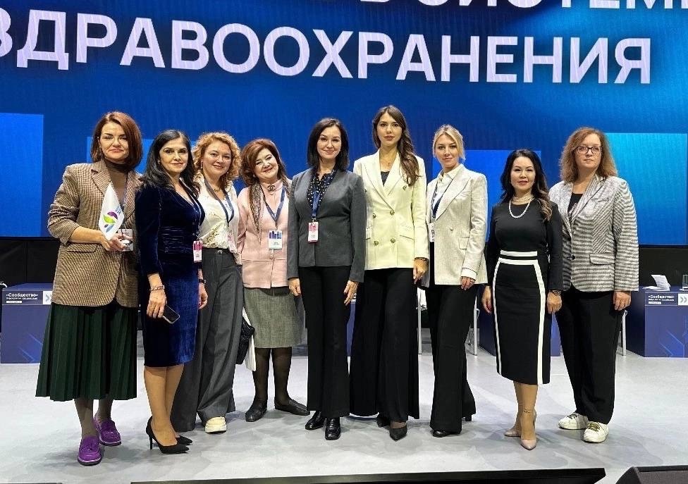 На прошлой неделе директор нашего фонда Екатерина Попова приняла участие в форуме «Сообщество»